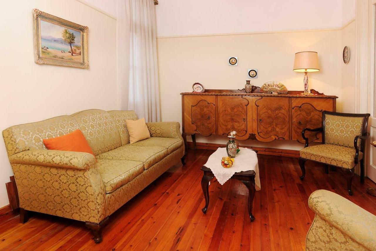 Zeta'S Vintage House In The Centre Of Sparte Extérieur photo