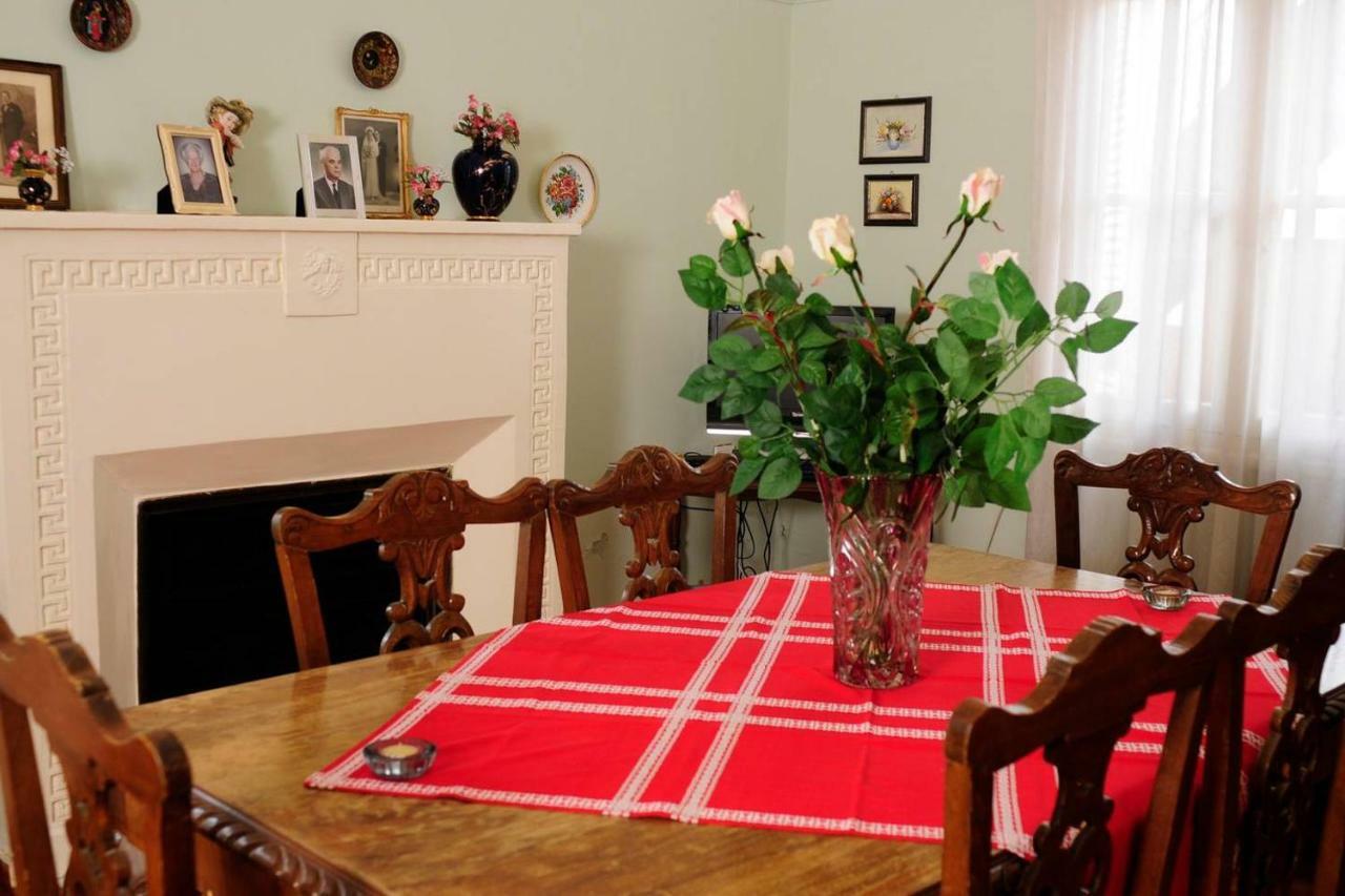 Zeta'S Vintage House In The Centre Of Sparte Extérieur photo